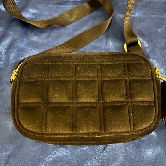 Lululemon Black Crossbody Bag - Picture 4 of 4